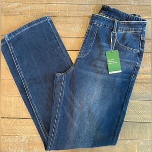 NWT. Halara Flex high waisted straight leg stretchy jeans. Size Large Tall.
